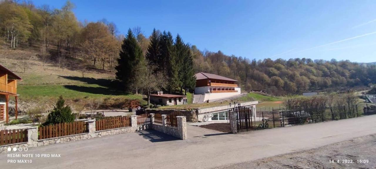 B&B Zlatna Nit Bosanska Krupa Exteriör bild