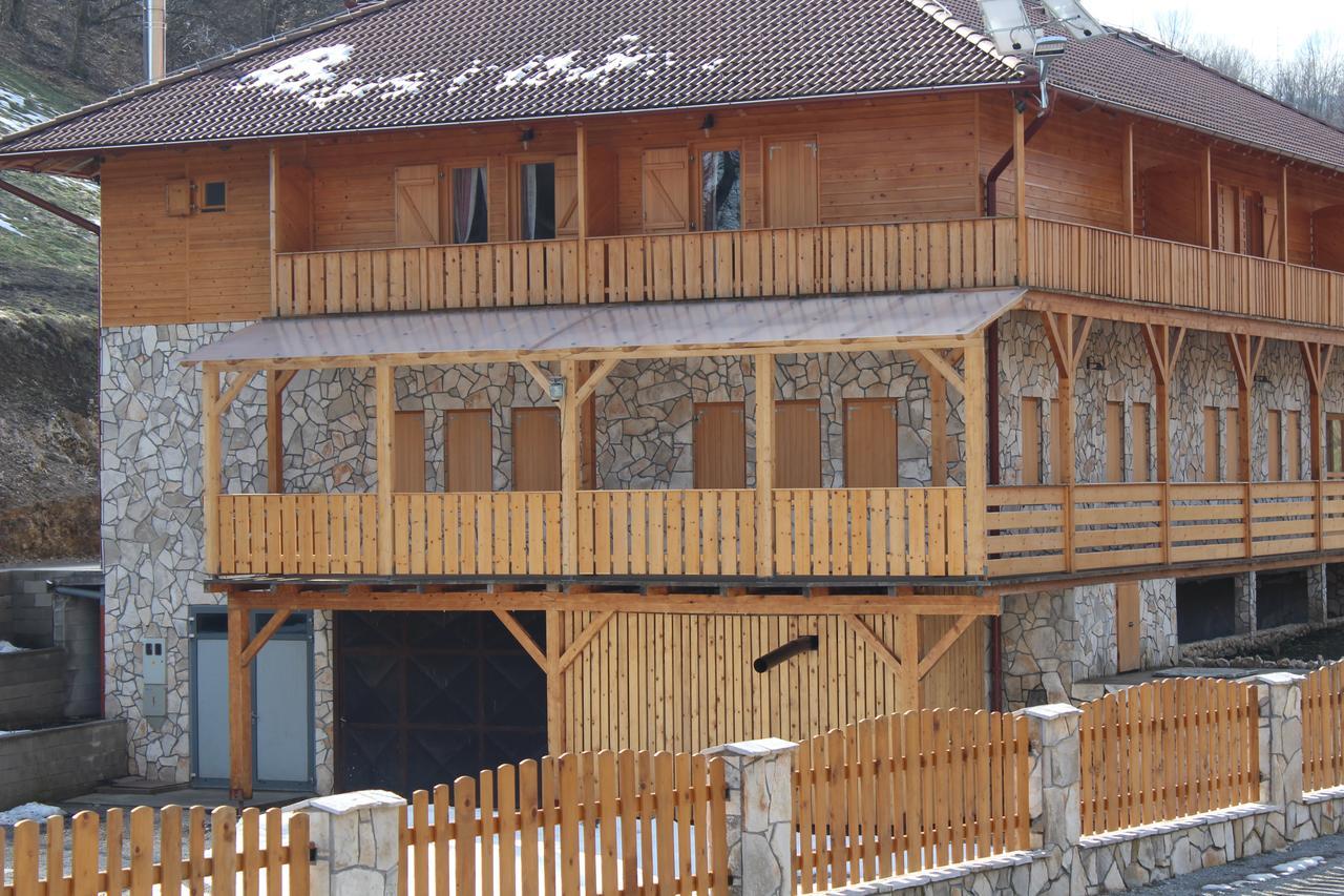 B&B Zlatna Nit Bosanska Krupa Exteriör bild
