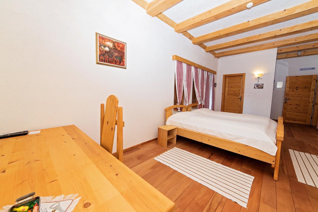 B&B Zlatna Nit Bosanska Krupa Exteriör bild