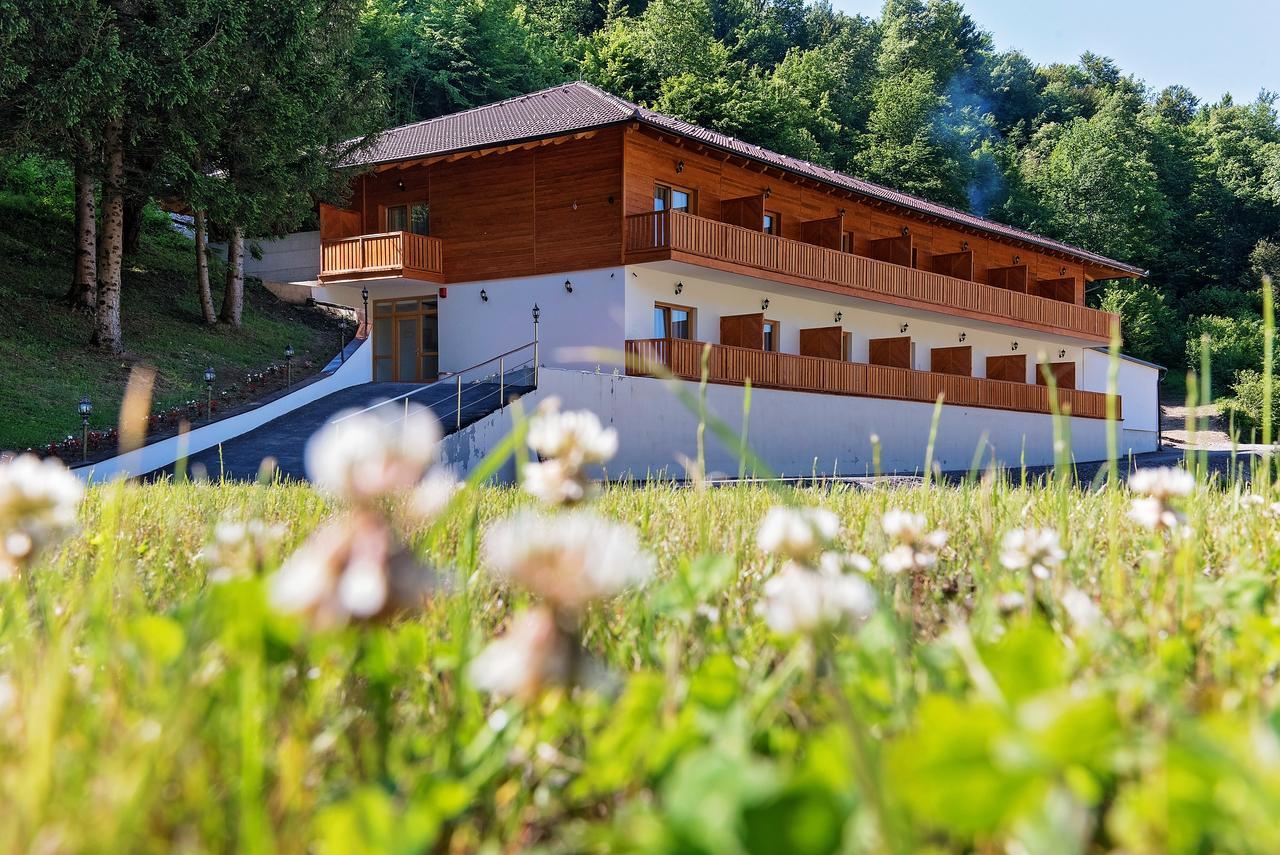 B&B Zlatna Nit Bosanska Krupa Exteriör bild