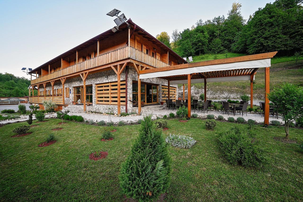 B&B Zlatna Nit Bosanska Krupa Exteriör bild